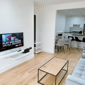 Massive Flat Near Greenwich Park , London Großbritannien